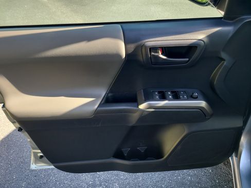 Certified 2023 Toyota Tacoma SR5 image 17