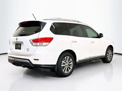 Used 2014 Nissan Pathfinder SL w/ Trailer Tow Package image 9