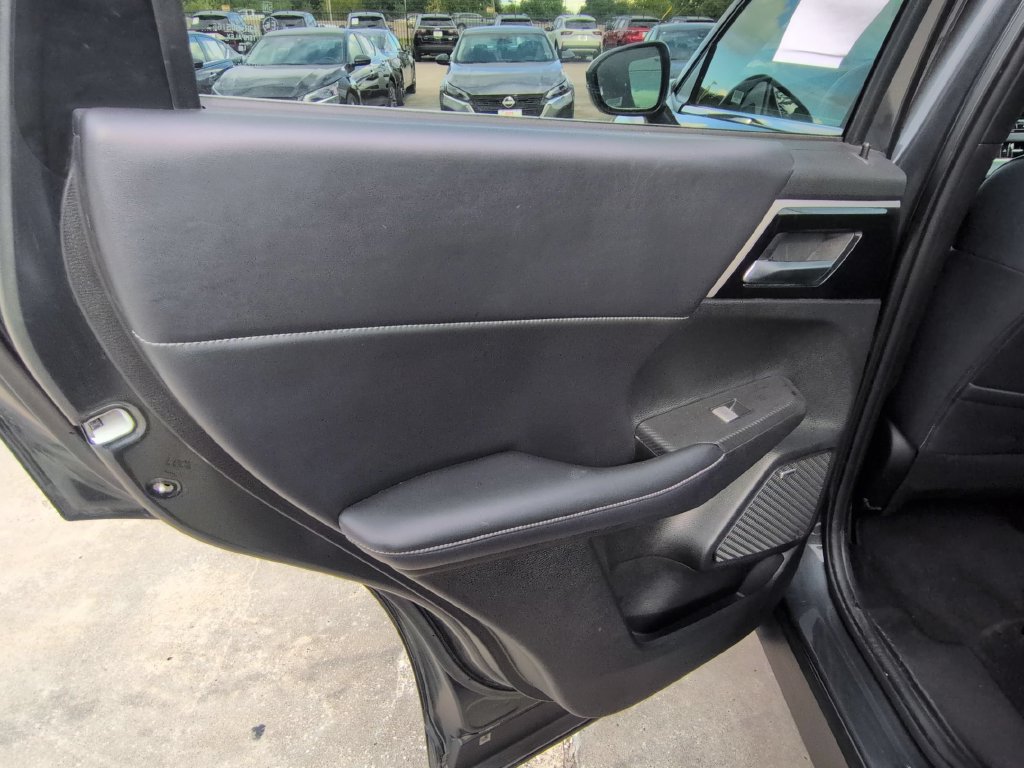 Used 2025 Mitsubishi Outlander SE AWD/4WD image 26