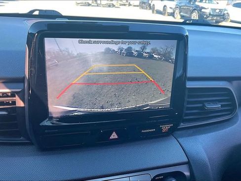 Used 2019 Hyundai Veloster 2.0 Premium image 13