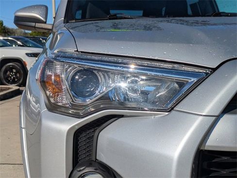Used 2024 Toyota 4Runner SR5 image 9