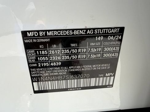 Used 2025 Mercedes-Benz GLA 250 4MATIC image 29
