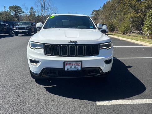Certified 2016 Jeep Grand Cherokee Limited 75th Anniversary AWD/4WD image 4