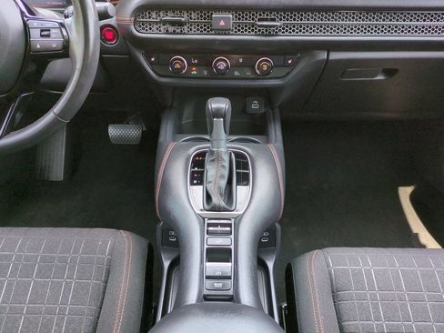 Used 2024 Honda HR-V Sport image 19
