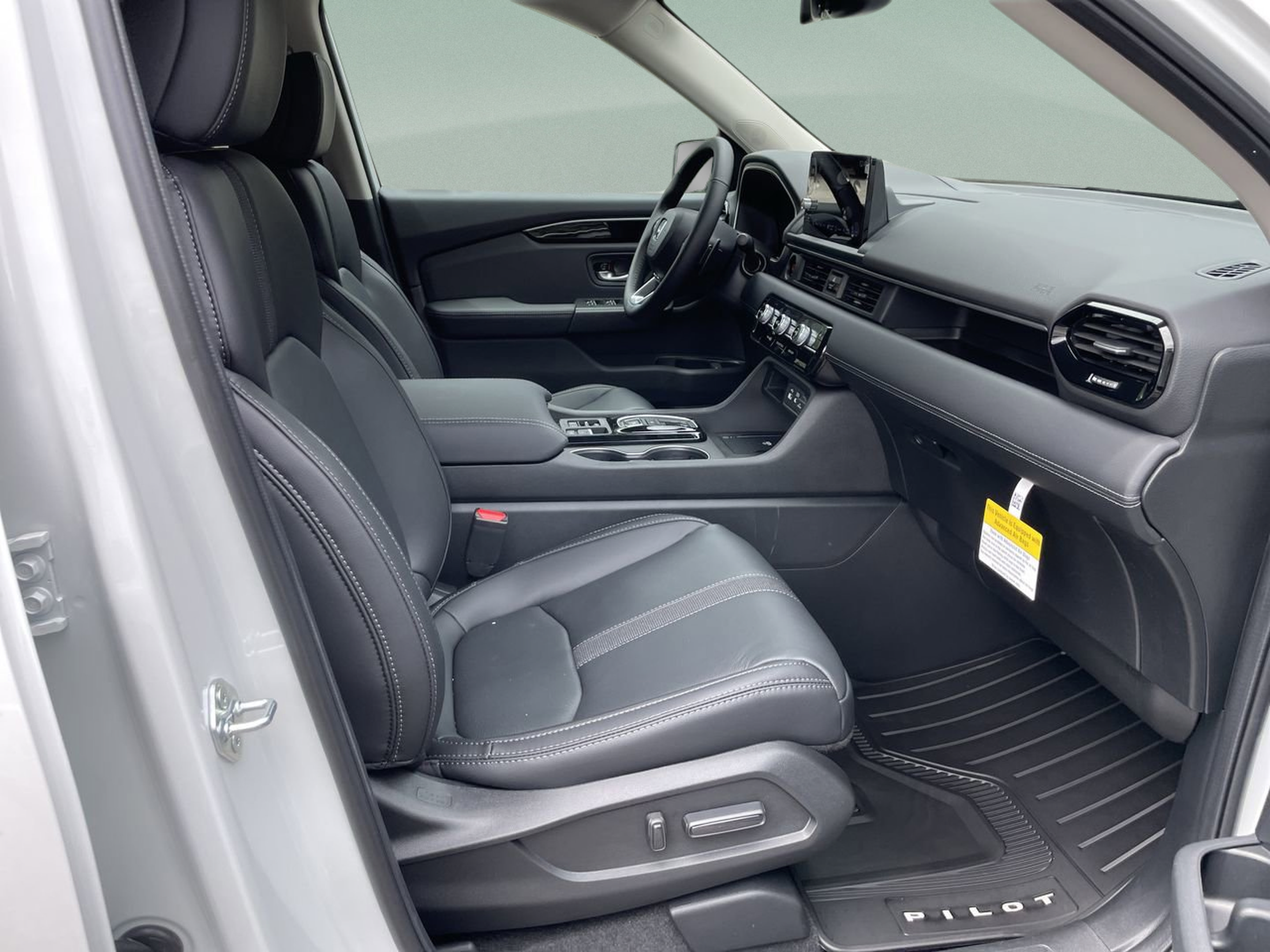 Used 2025 Honda Pilot EX-L image 19