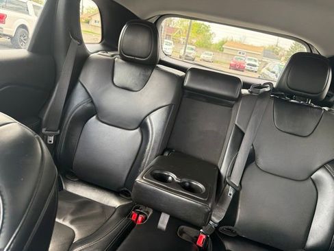Used 2022 Jeep Cherokee Latitude Lux AWD/4WD image 18