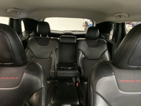 Used 2018 Jeep Cherokee Trailhawk w/ Cold Weather Group image 33