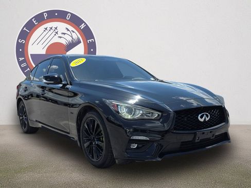 Used 2019 INFINITI Q50 Luxe w/ Essential Package (3.0T Luxe) AWD/4WD image 2