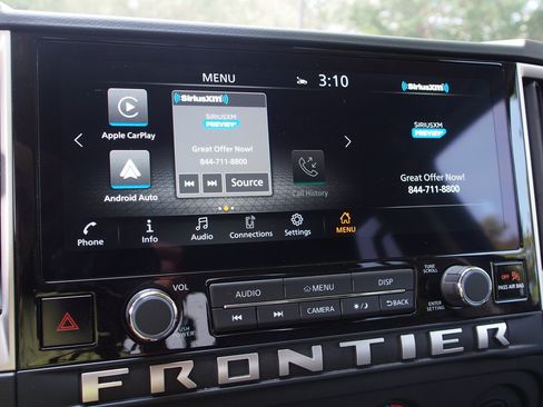 Used 2025 Nissan Frontier SV RWD image 27