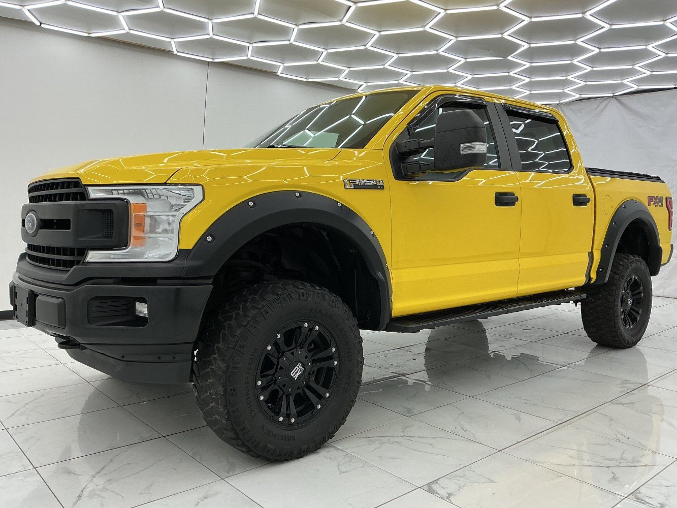 Used 2018 Ford F150 XL w/ Equipment Group 101A Mid AWD/4WD image 6