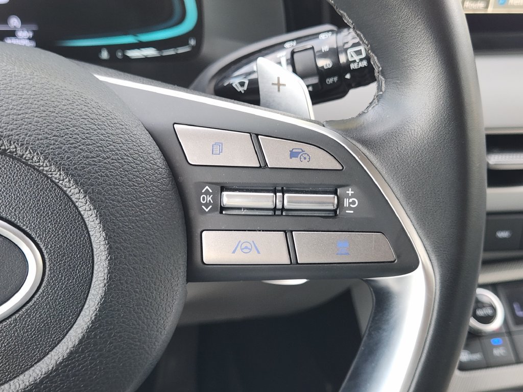 Used 2024 Hyundai Palisade SEL FWD image 32