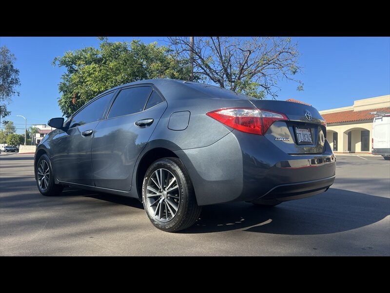Used 2016 Toyota Corolla LE FWD image 10