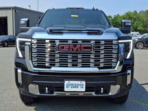 Used 2024 GMC Sierra 2500 Denali w/ Denali Reserve Package AWD/4WD image 2