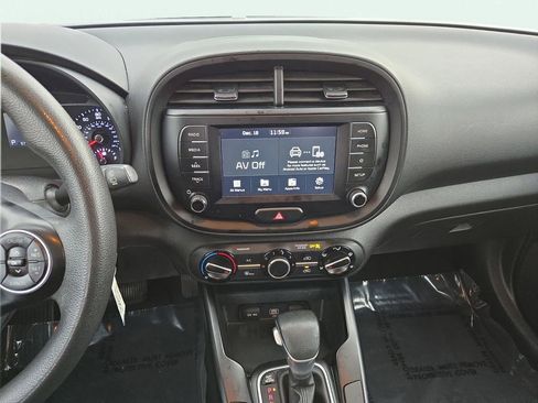 Used 2020 Kia Soul S image 15