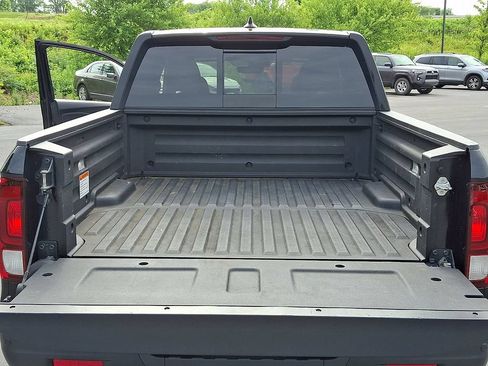 Certified 2024 Honda Ridgeline Black Edition image 31