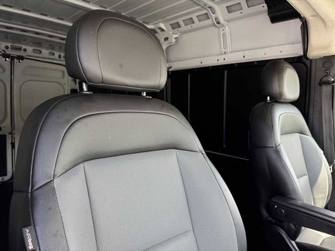 Used 2023 RAM ProMaster 2500 FWD image 15
