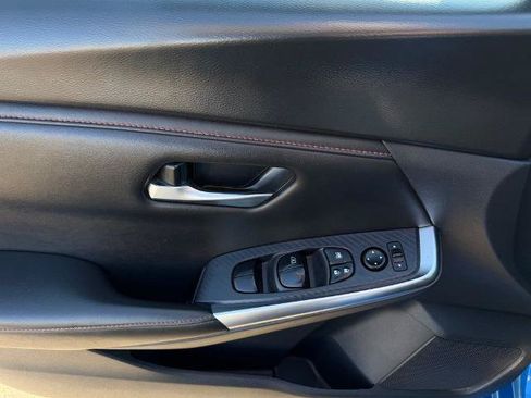 Certified 2024 Nissan Sentra SR FWD image 19