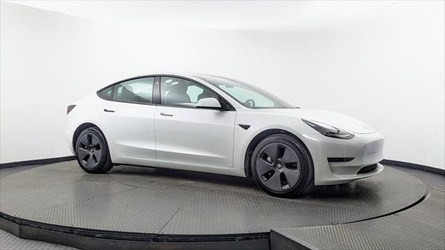 Used 2023 Tesla Model 3 Standard Range RWD image 9
