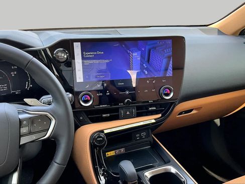 Used 2026 Lexus NX 350 AWD w/ Accessory Package (2T) image 7