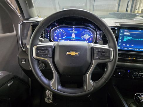 Used 2025 Chevrolet Silverado 1500 LTZ w/ Z71 Off-Road Package AWD/4WD image 32