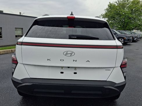 Certified 2024 Hyundai Kona SEL AWD/4WD image 6