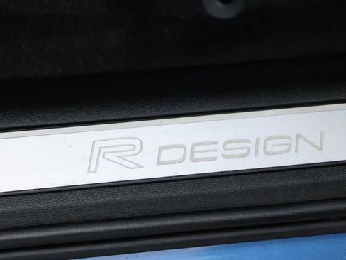 Used 2018 Volvo XC60 T6 R-Design w/ Convenience Package AWD/4WD image 37