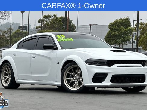 Used 2023 Dodge Charger Scat Pack image 2