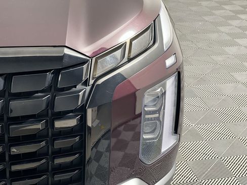 Used 2023 Hyundai Palisade Limited w/ Cargo Package image 9