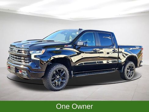 Used 2023 Chevrolet Silverado 1500 LT Trail Boss w/ Protection Package image 3