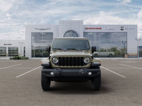 New 2025 Jeep Gladiator Sport AWD/4WD image 7