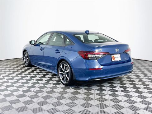 Certified 2025 Honda Civic Sport Touring image 6