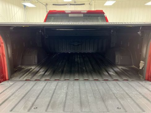Used 2021 Chevrolet Silverado 1500 LTZ AWD/4WD image 24