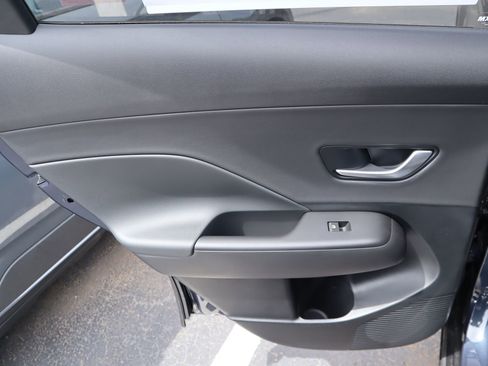 New 2026 Hyundai Kona Limited FWD image 17