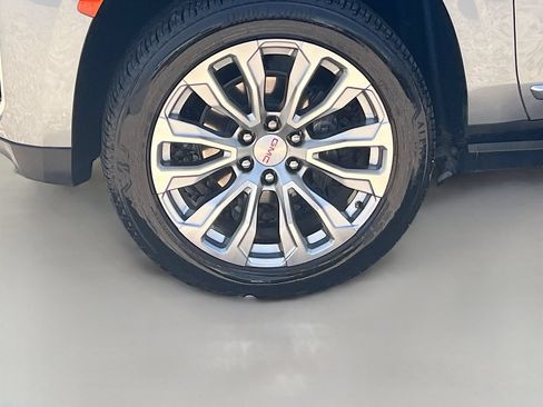 Used 2024 GMC Yukon XL Denali w/ LPO, Floor Liner Package AWD/4WD image 33