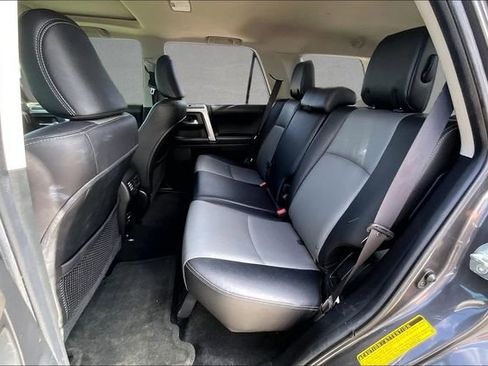 Used 2018 Toyota 4Runner SR5 Premium RWD image 22