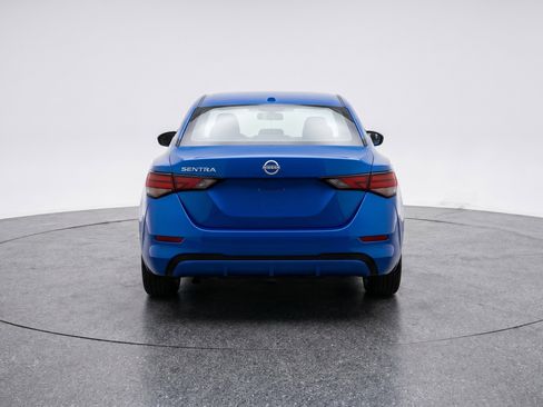 Used 2025 Nissan Sentra SV FWD image 7