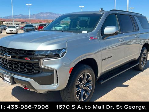 Used 2024 Chevrolet Suburban Z71 w/ Luxury Package AWD/4WD image 1