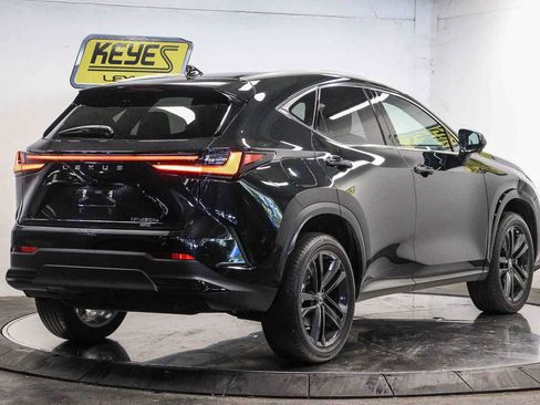 Used 2024 Lexus NX 450h+ AWD w/ Vision Package image 4