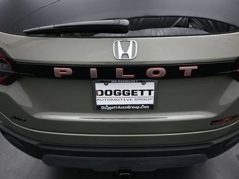 New 2026 Honda Pilot TrailSport image 14