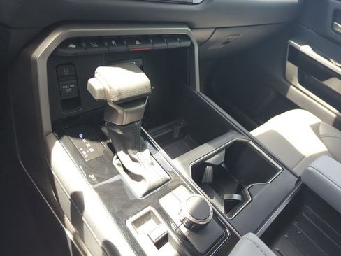 Used 2024 Toyota Tundra Limited image 10