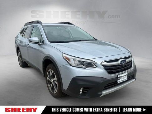 Certified 2022 Subaru Outback Limited image 1