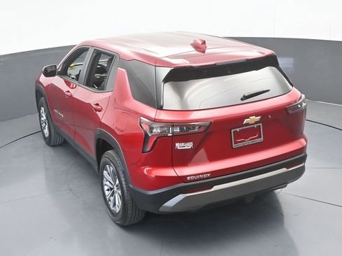 Used 2025 Chevrolet Equinox LT image 48