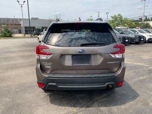 Certified 2023 Subaru Forester Premium AWD/4WD image 6