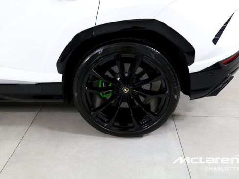 Used 2019 Lamborghini Urus AWD/4WD image 35