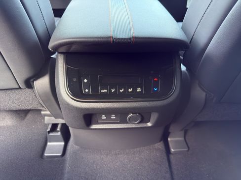 New 2026 Nissan Armada PRO-4X w/ Captain's Chari Seat Package image 32