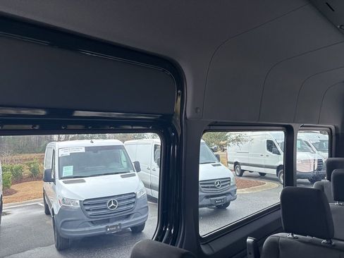 New 2026 Mercedes-Benz Sprinter 2500 image 29