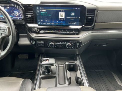 Used 2023 Chevrolet Silverado 1500 ZR2 AWD/4WD image 18