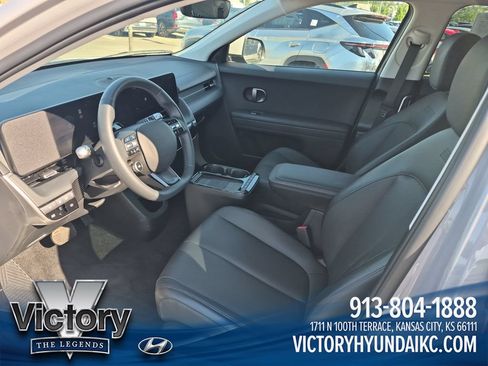 Used 2025 Hyundai Ioniq 5 SEL RWD image 19
