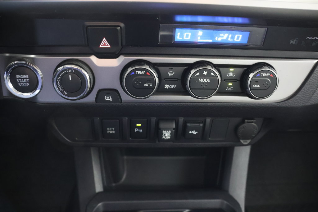 Used 2023 Toyota Tacoma SR5 AWD/4WD image 15