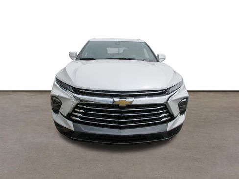 Used 2023 Chevrolet Blazer Premier w/ Enhanced Convenience Package AWD/4WD image 8